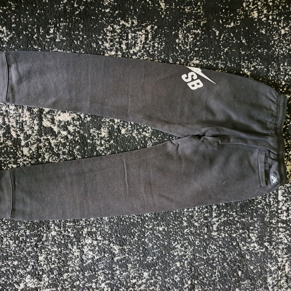 Nike sweats - Picture 2 of 3